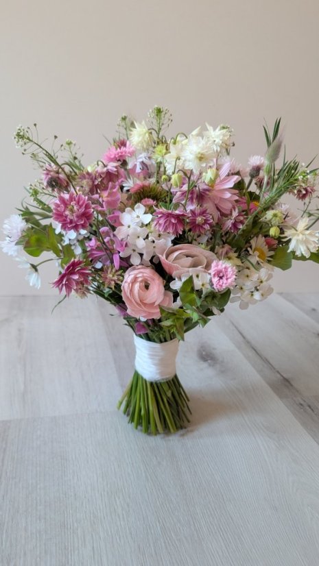 Střední kytice pro nevěstu