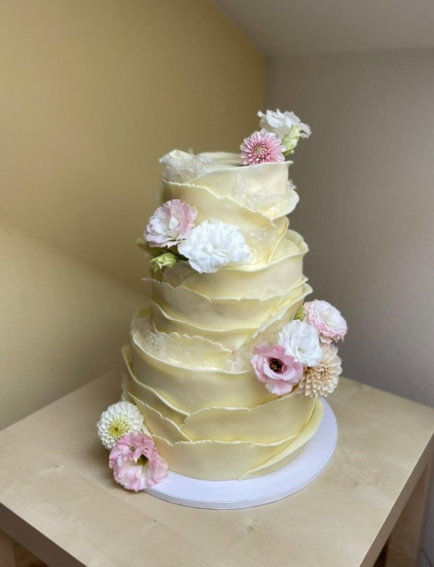 Květiny na dort