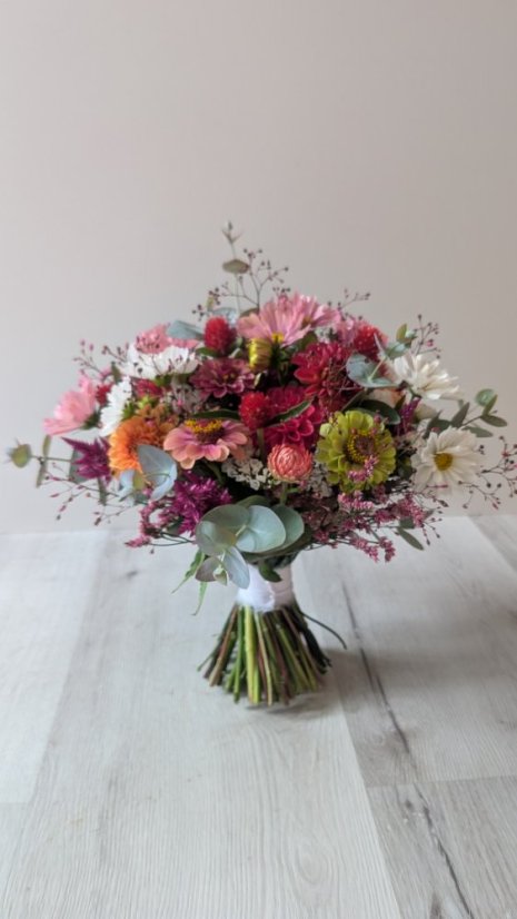 Střední kytice pro nevěstu