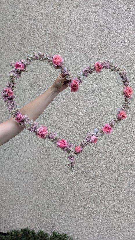 Ozdoba na auto novomanželů